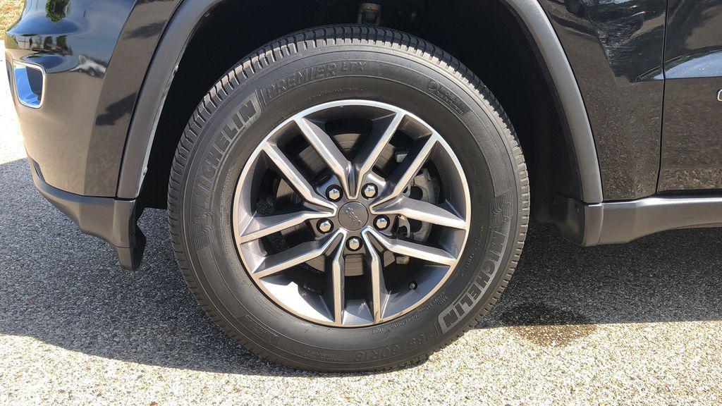 used 2020 Jeep Grand Cherokee car, priced at $26,609