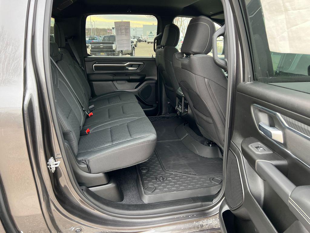 new 2025 Ram 1500 car