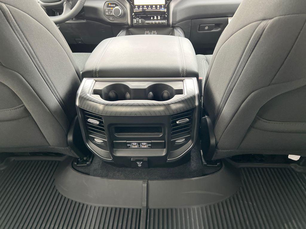 new 2025 Ram 1500 car