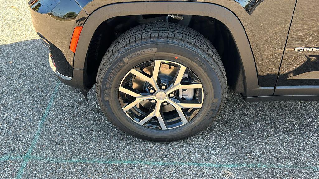 new 2025 Jeep Grand Cherokee L car, priced at $42,086