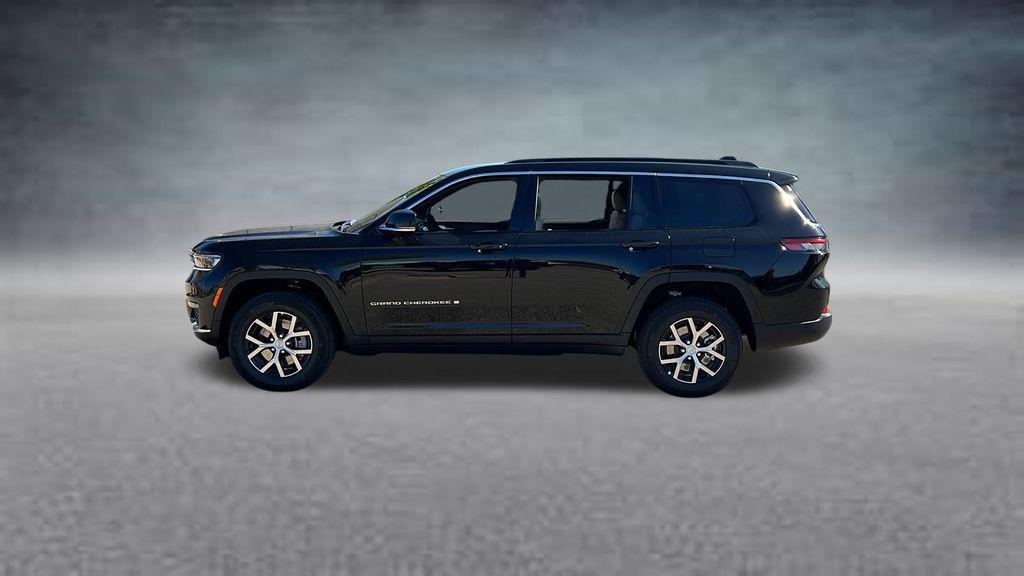 new 2025 Jeep Grand Cherokee L car, priced at $42,086