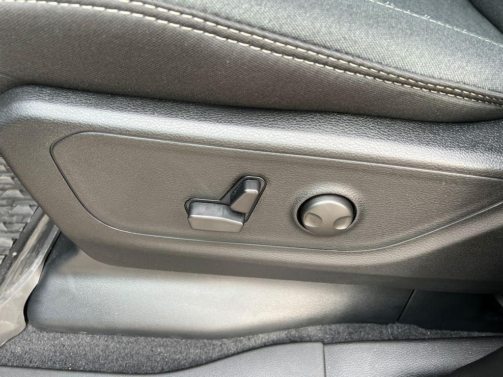 new 2025 Ram 1500 car, priced at $46,075