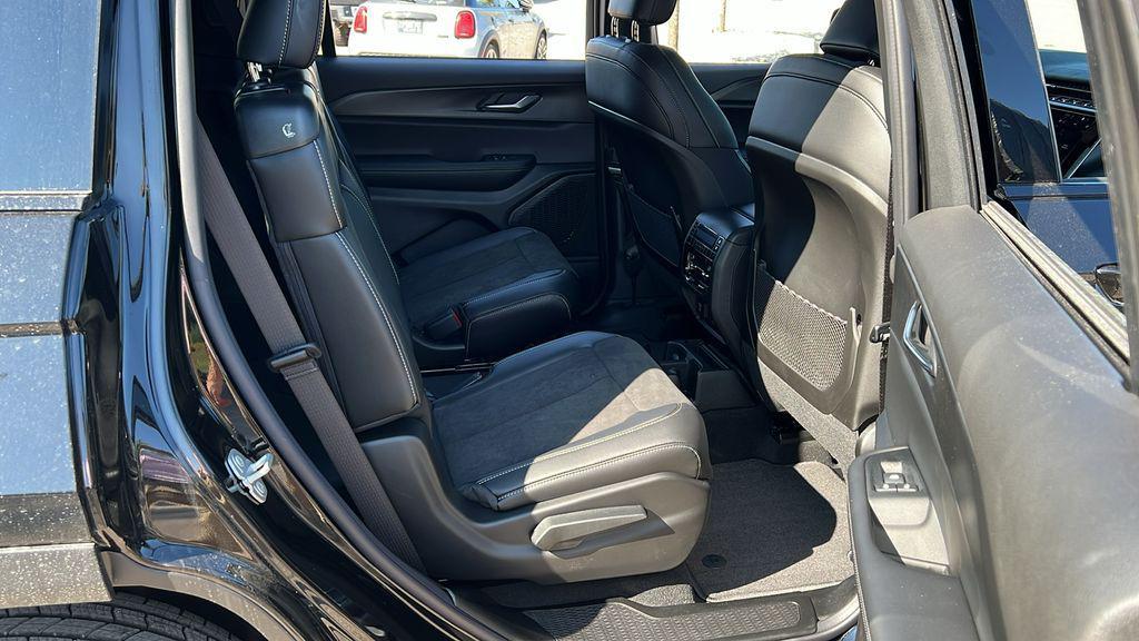 new 2025 Jeep Grand Cherokee L car, priced at $41,336