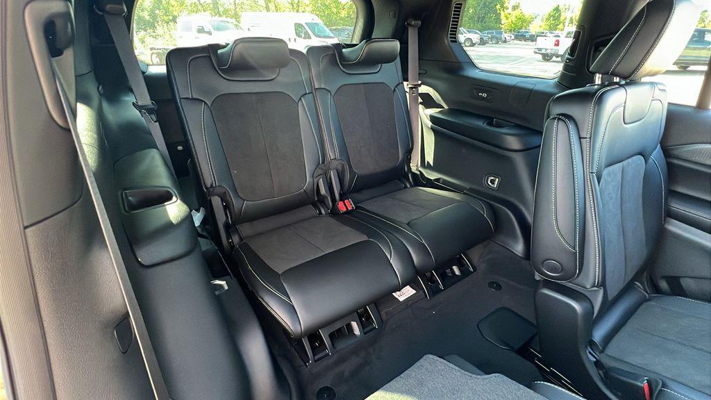 new 2025 Jeep Grand Cherokee L car, priced at $41,336