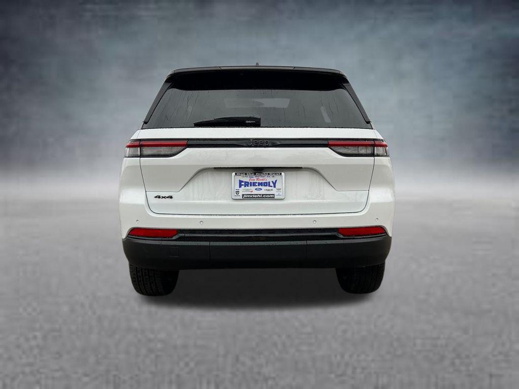 new 2025 Jeep Grand Cherokee car, priced at $45,799