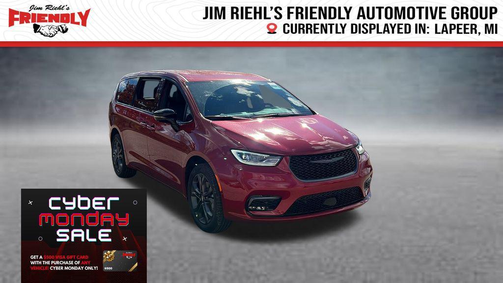 new 2026 Chrysler Pacifica car, priced at $43,343