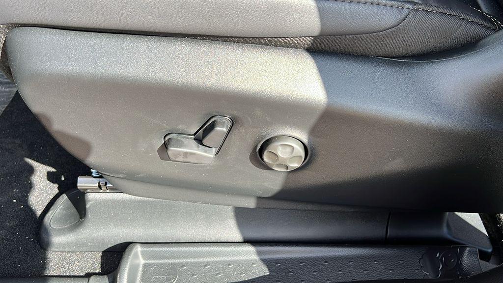 new 2026 Chrysler Pacifica car, priced at $43,343