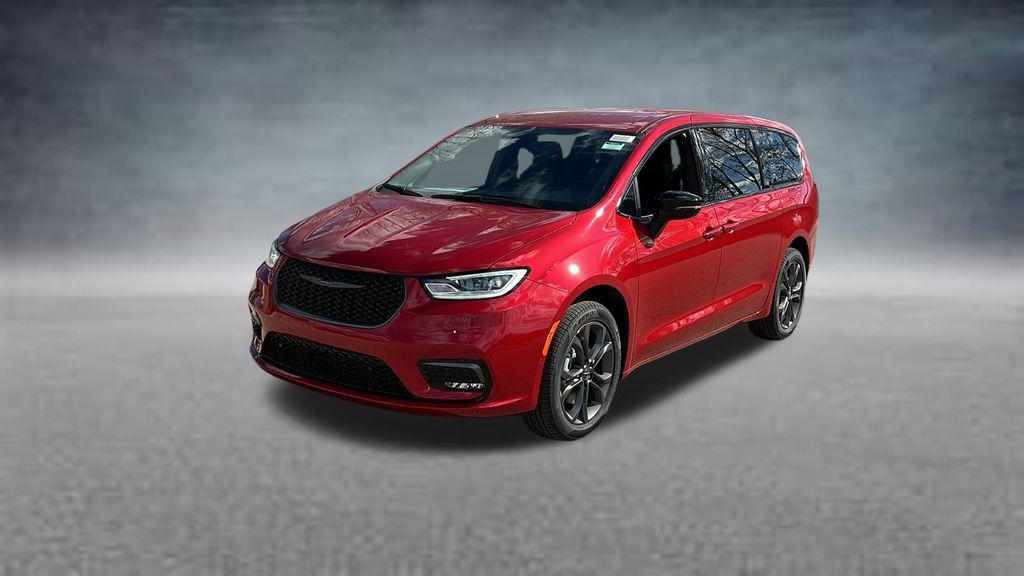 new 2026 Chrysler Pacifica car, priced at $43,343