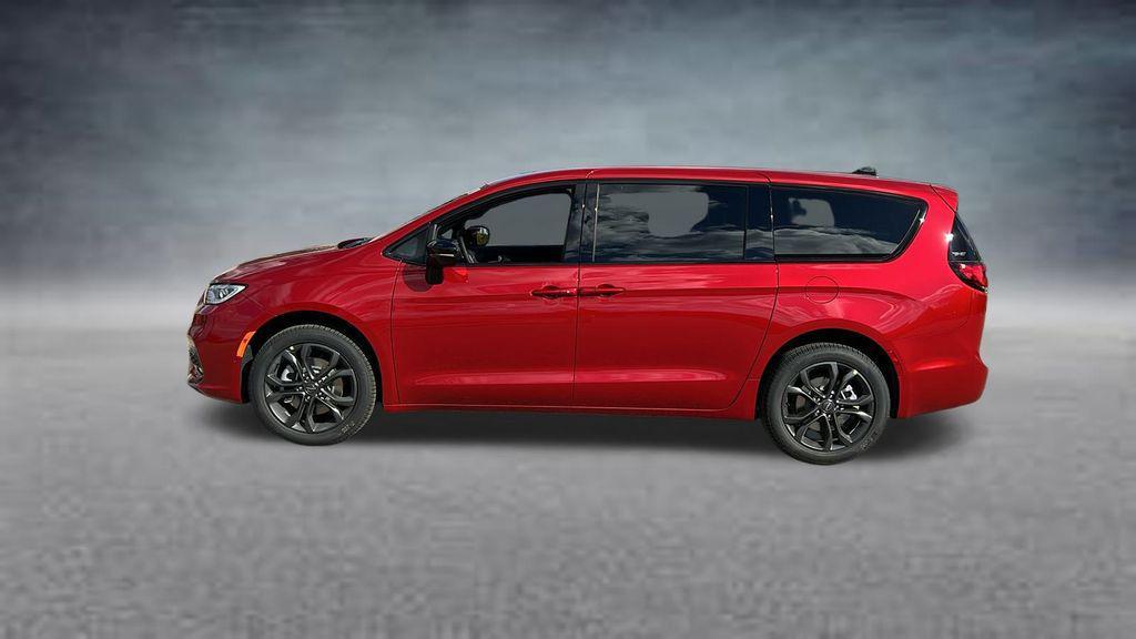 new 2026 Chrysler Pacifica car, priced at $43,343