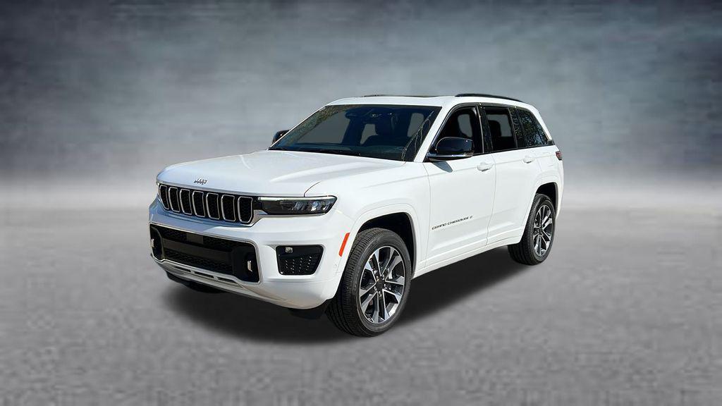 new 2025 Jeep Grand Cherokee car, priced at $49,220