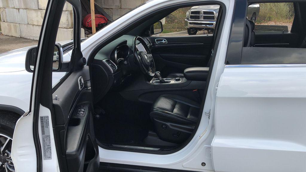 used 2021 Jeep Grand Cherokee car, priced at $19,249