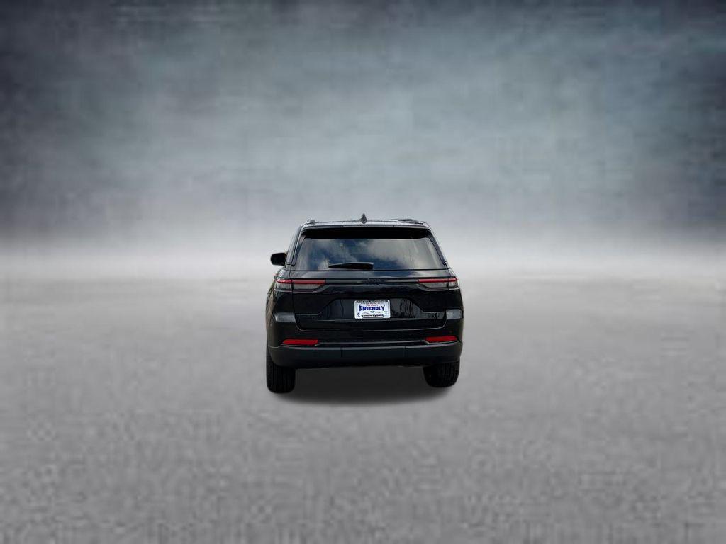 new 2025 Jeep Grand Cherokee car, priced at $43,114