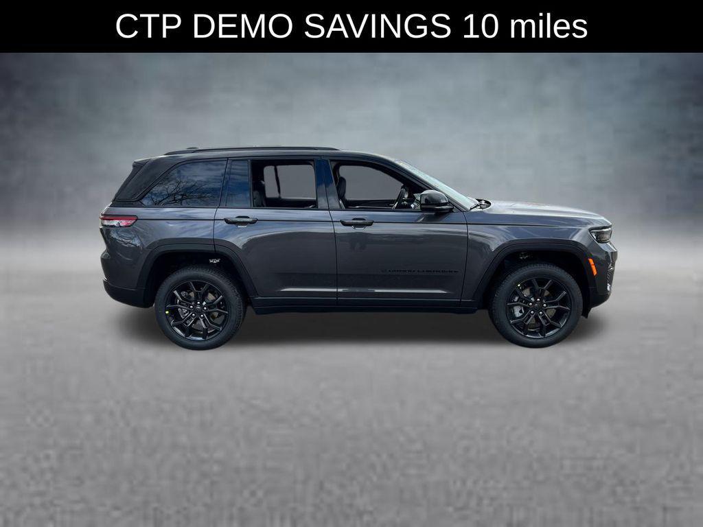 new 2025 Jeep Grand Cherokee car, priced at $46,308
