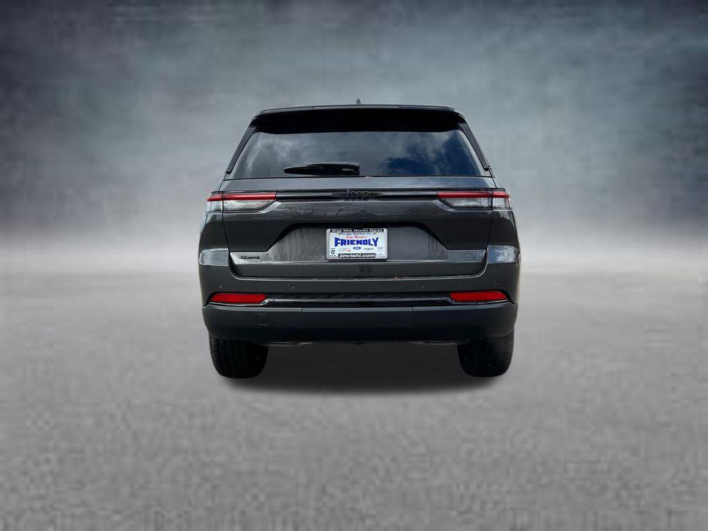 new 2025 Jeep Grand Cherokee car, priced at $46,308