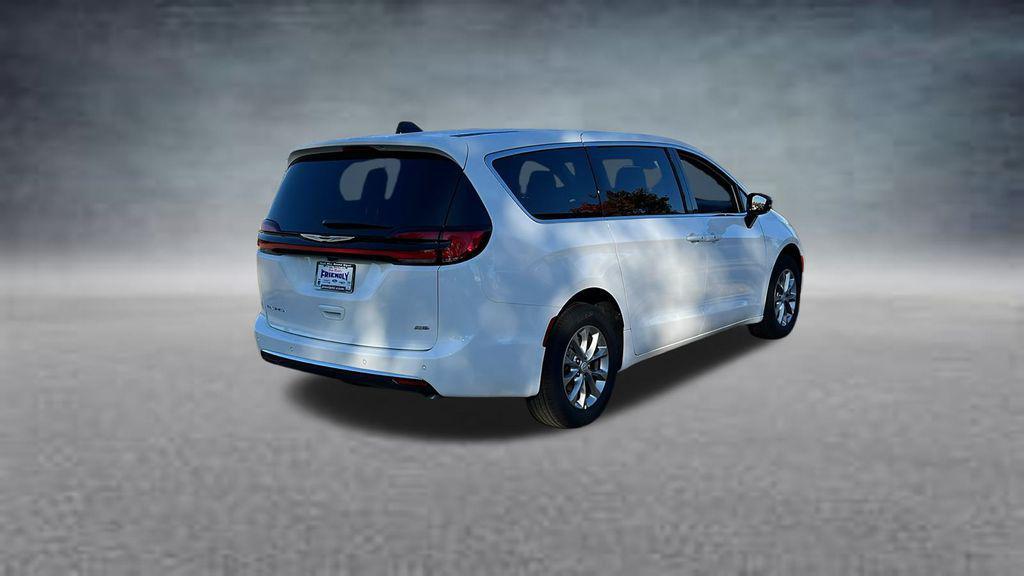 new 2026 Chrysler Pacifica car, priced at $43,122