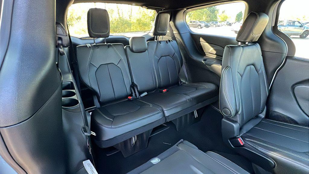 new 2026 Chrysler Pacifica car, priced at $43,122