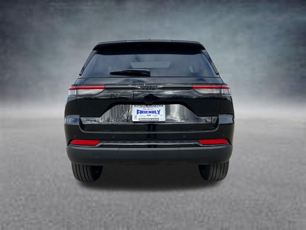 new 2025 Jeep Grand Cherokee car, priced at $46,808