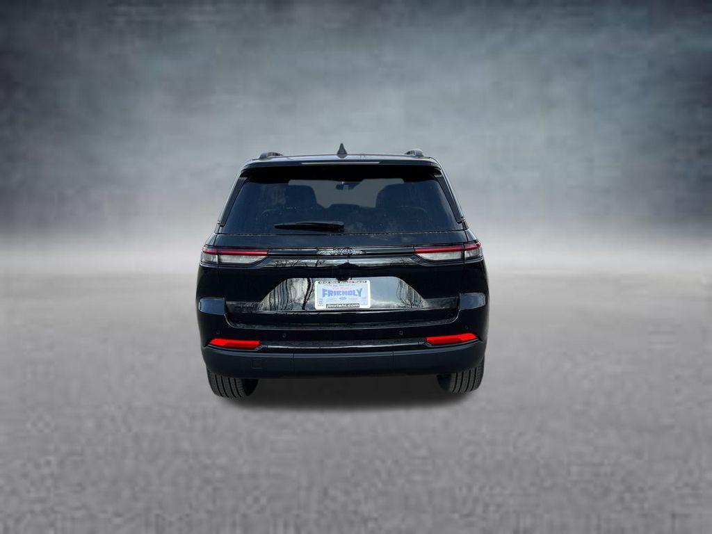 new 2025 Jeep Grand Cherokee car, priced at $46,808