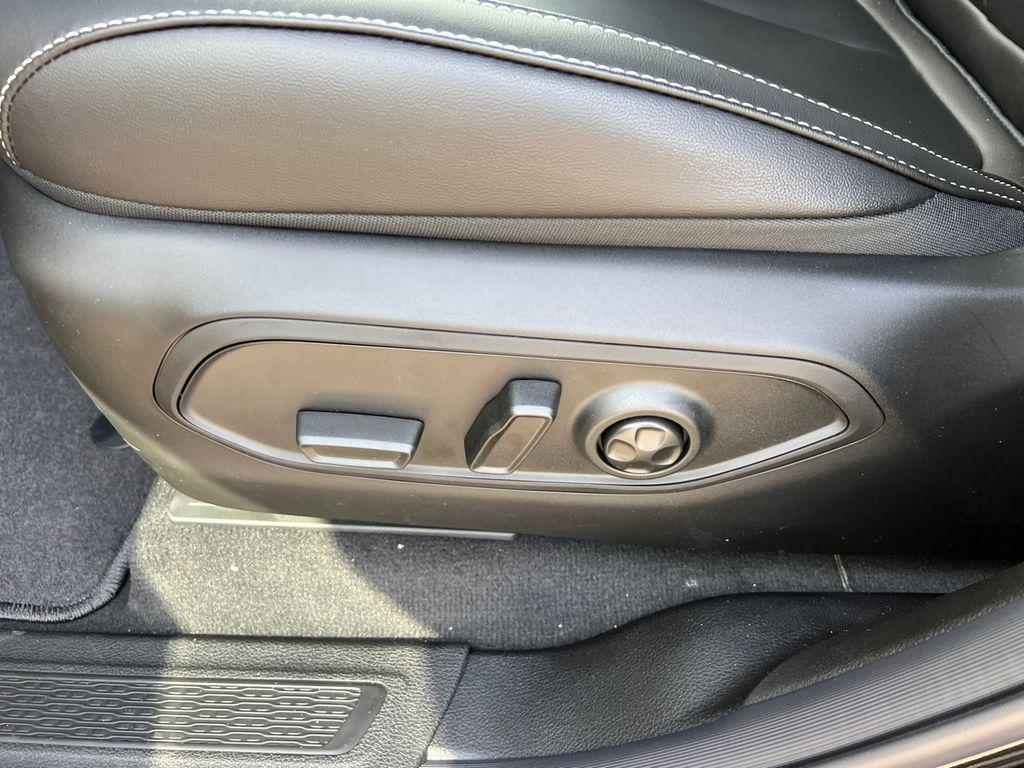 new 2025 Jeep Grand Cherokee car, priced at $46,808