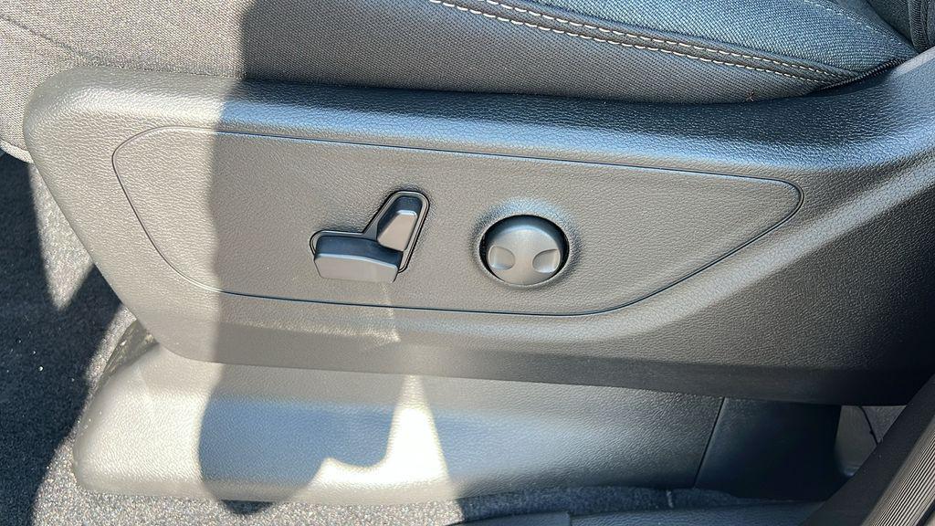 new 2025 Ram 1500 car, priced at $41,220