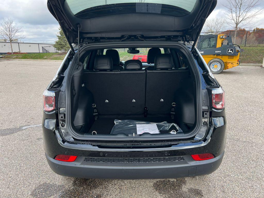 new 2026 Jeep Compass car, priced at $30,906