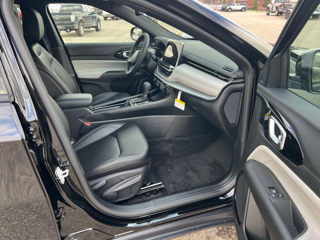 new 2026 Jeep Compass car, priced at $30,906