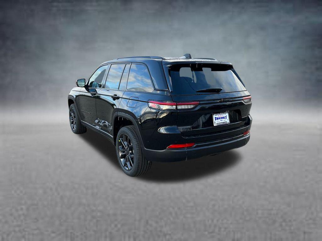 new 2025 Jeep Grand Cherokee car, priced at $46,808