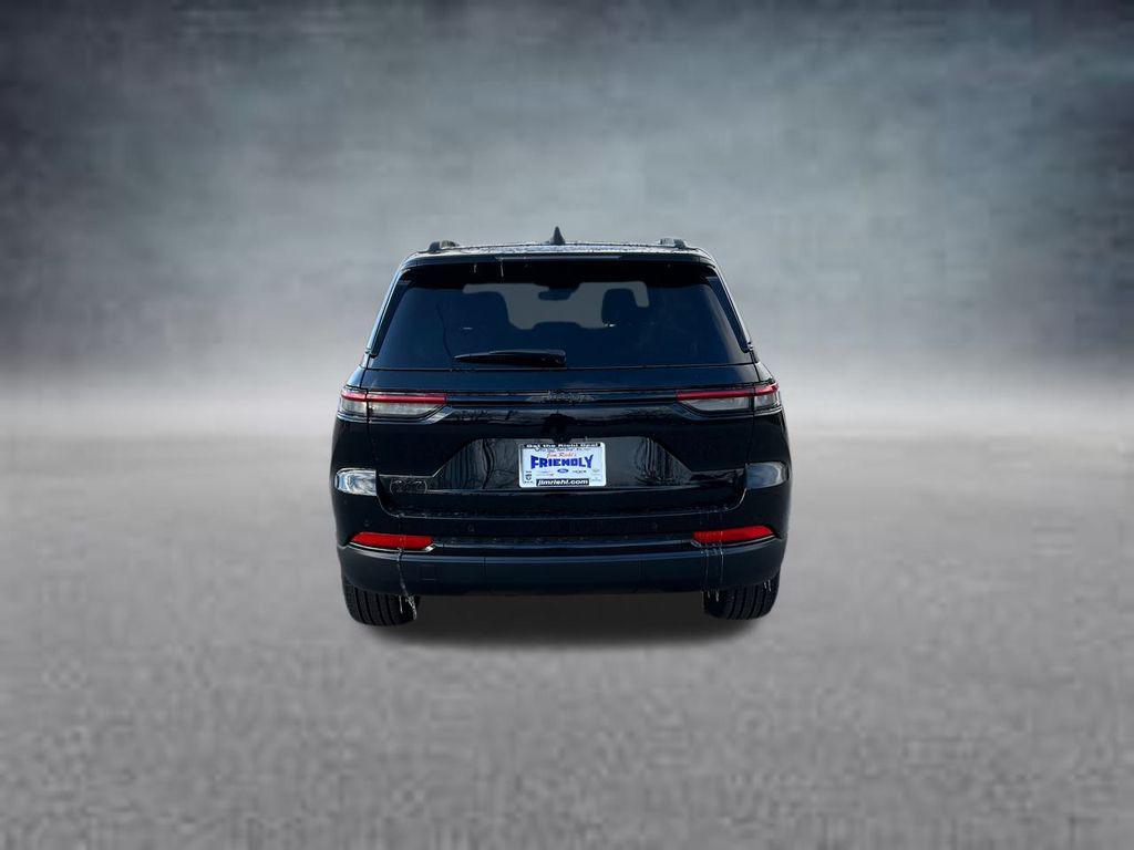 new 2025 Jeep Grand Cherokee car, priced at $46,808