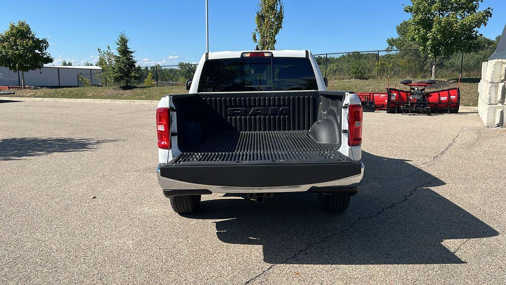 new 2025 Ram 1500 car, priced at $40,992