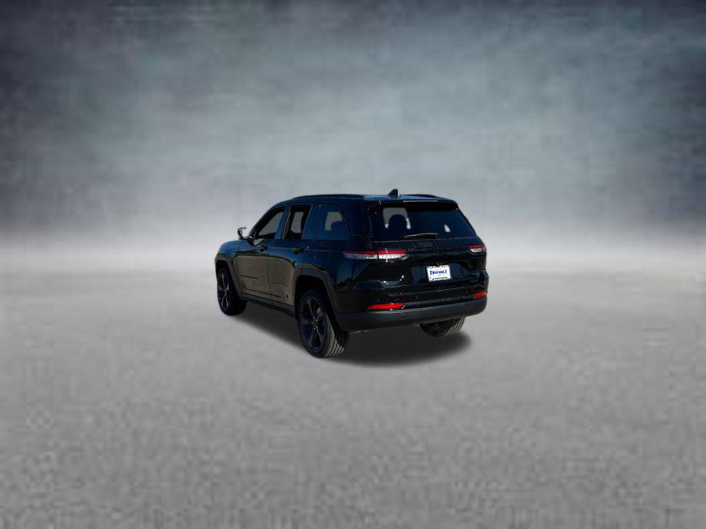 new 2025 Jeep Grand Cherokee car, priced at $43,529