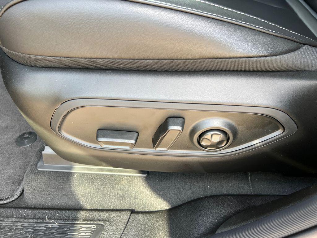 new 2025 Jeep Grand Cherokee car, priced at $46,808