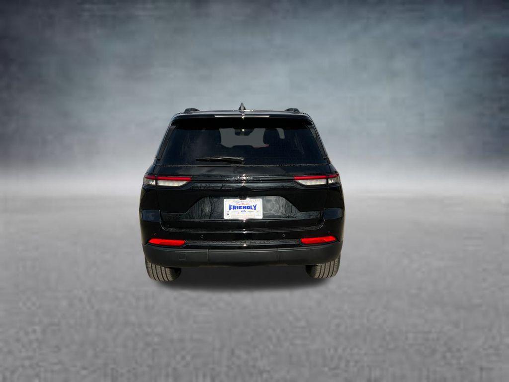 new 2025 Jeep Grand Cherokee car, priced at $46,808