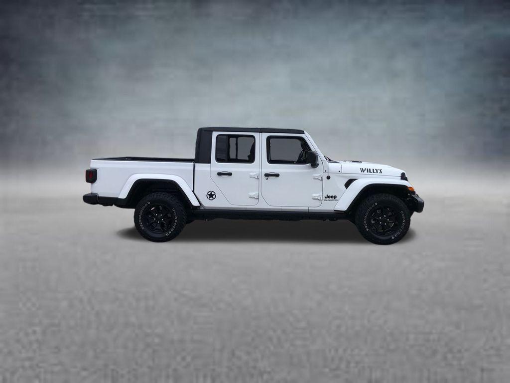 used 2021 Jeep Gladiator car, priced at $30,404