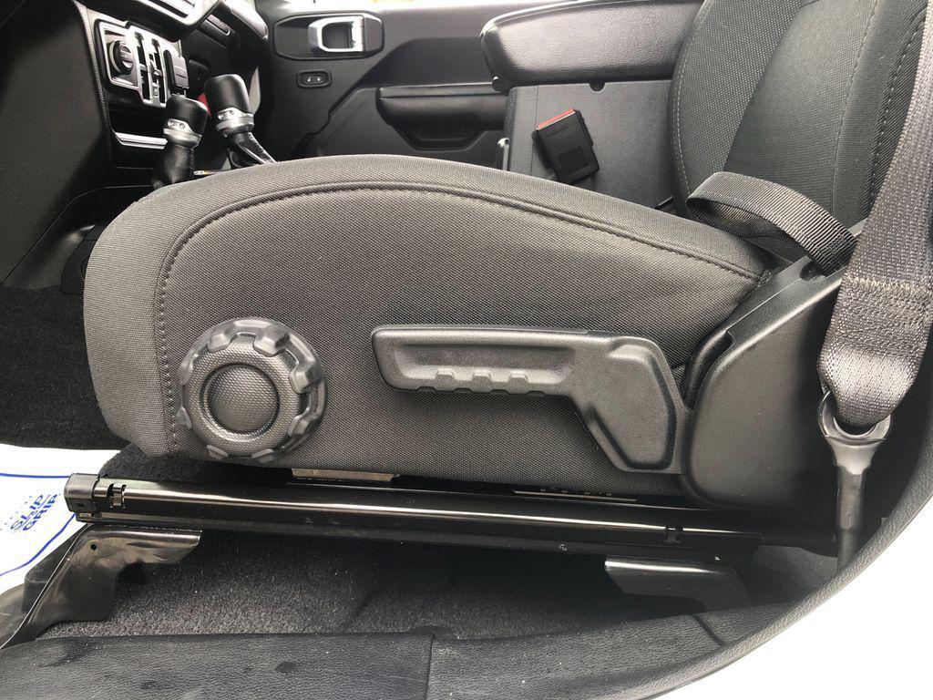 used 2021 Jeep Gladiator car, priced at $30,404