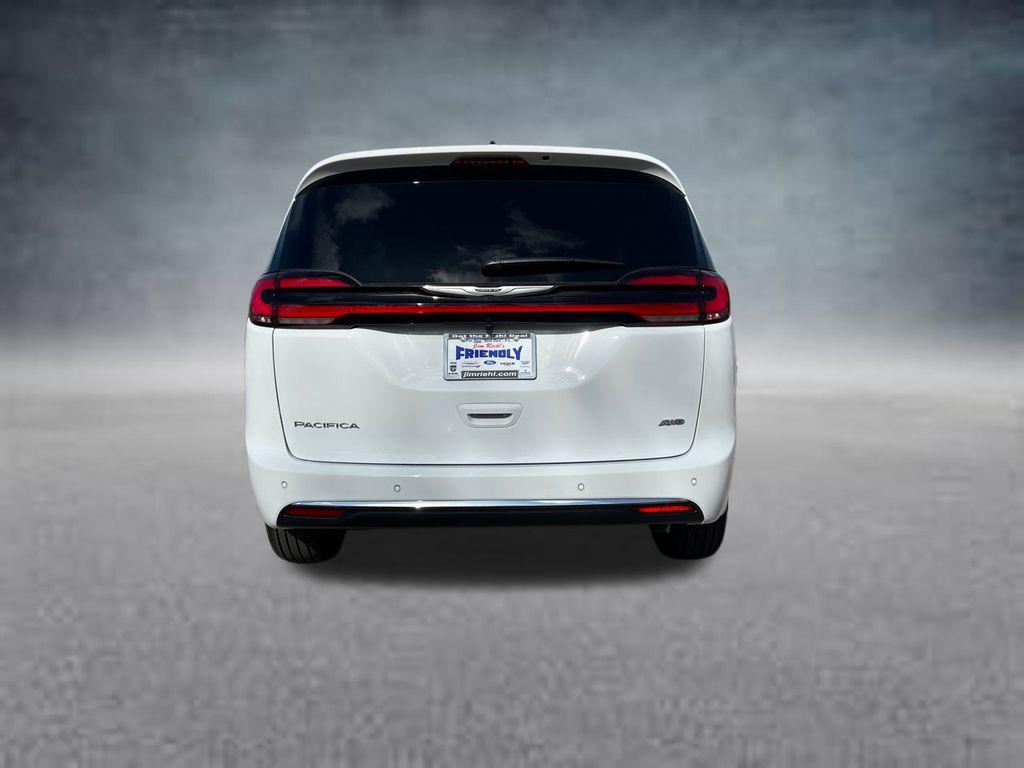new 2026 Chrysler Pacifica car, priced at $41,038
