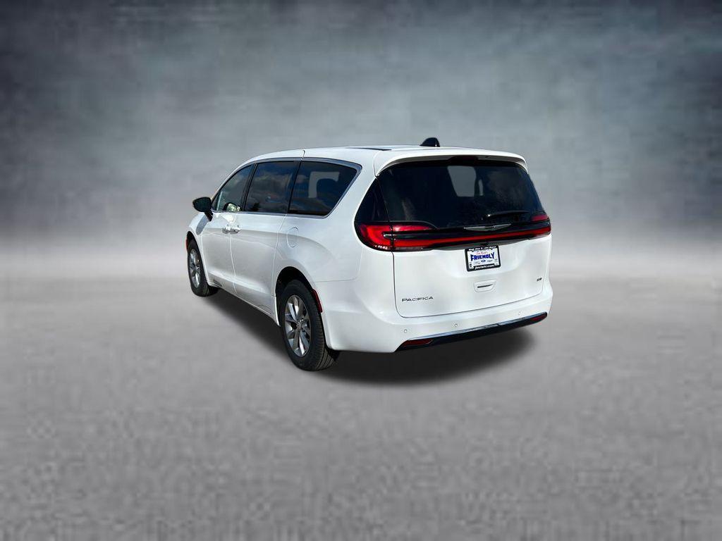 new 2026 Chrysler Pacifica car, priced at $41,038