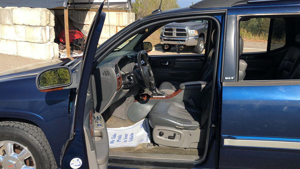 used 2004 GMC Envoy XL car, priced at $3,126