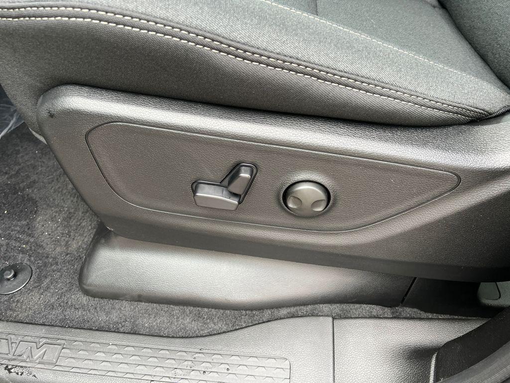 new 2026 Ram 1500 car, priced at $51,385