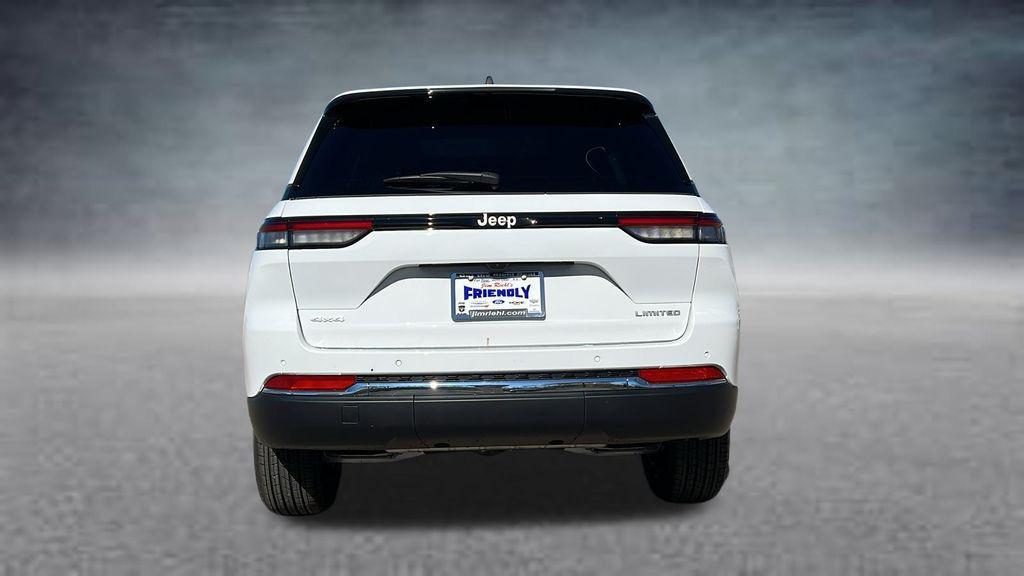 new 2025 Jeep Grand Cherokee car, priced at $42,614