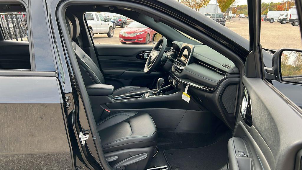 new 2026 Jeep Compass car, priced at $32,067