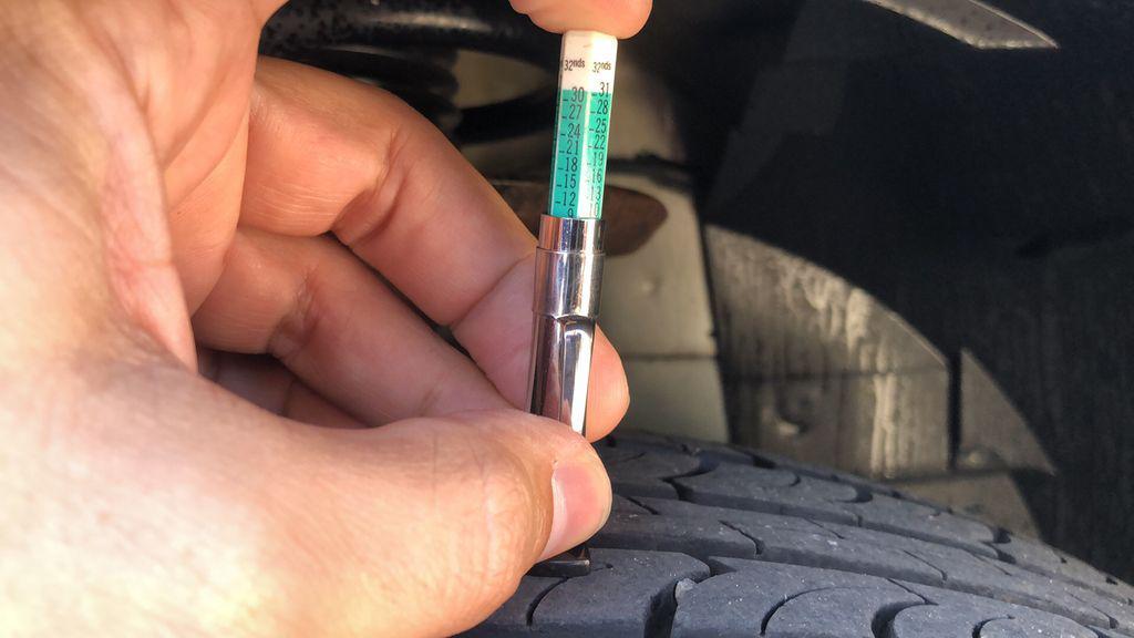 used 2008 Chrysler Town & Country car, priced at $3,475