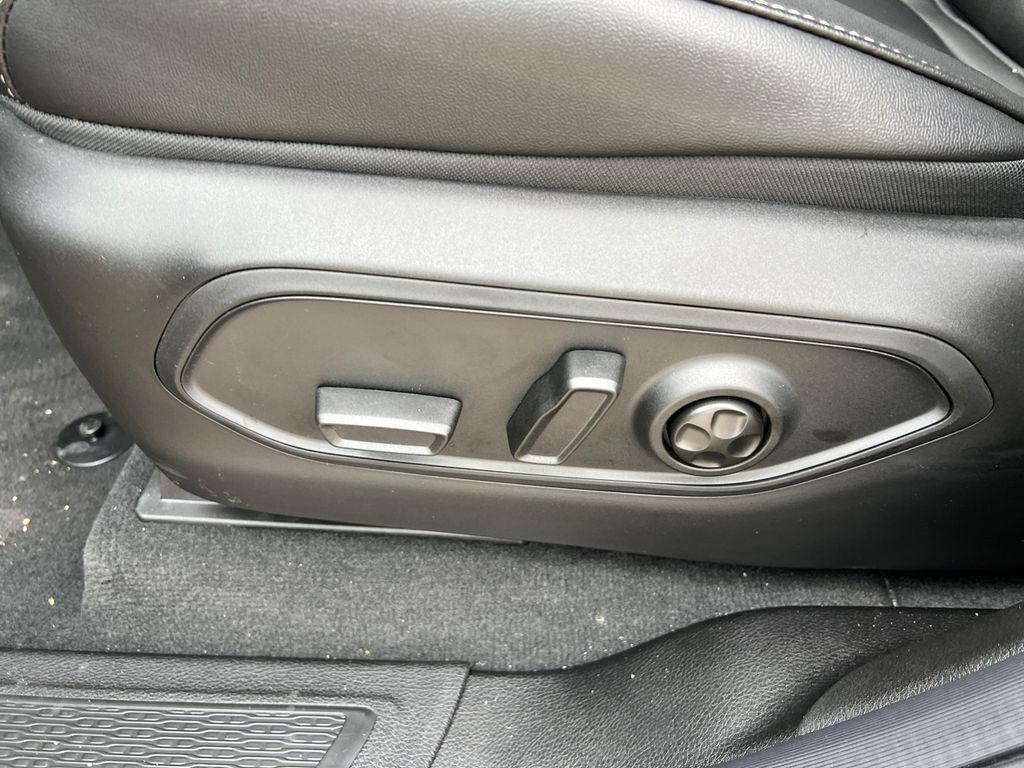 new 2025 Jeep Grand Cherokee car, priced at $46,808