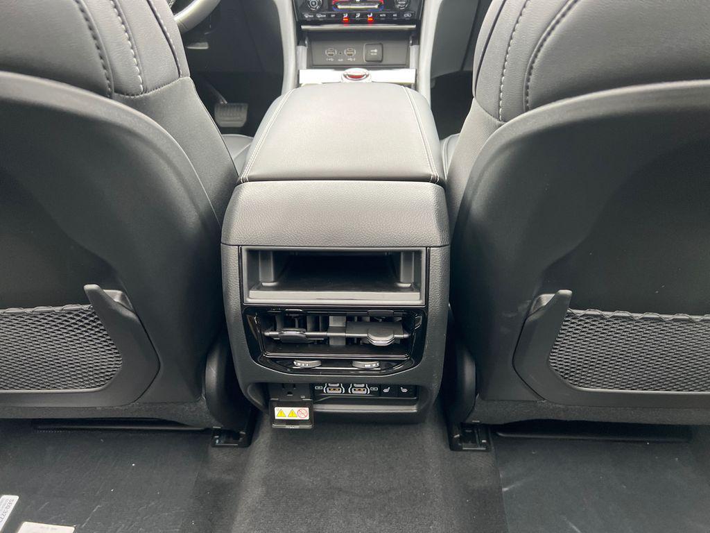 new 2025 Jeep Grand Cherokee car, priced at $46,808