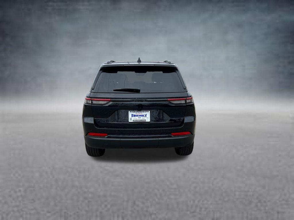 new 2025 Jeep Grand Cherokee car, priced at $46,808