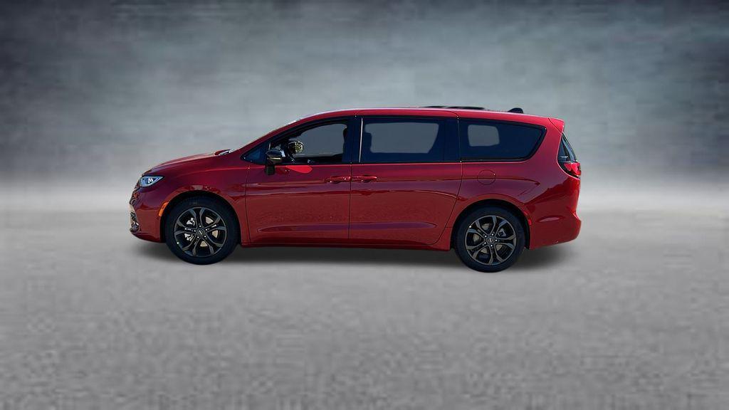 new 2026 Chrysler Pacifica car, priced at $37,856