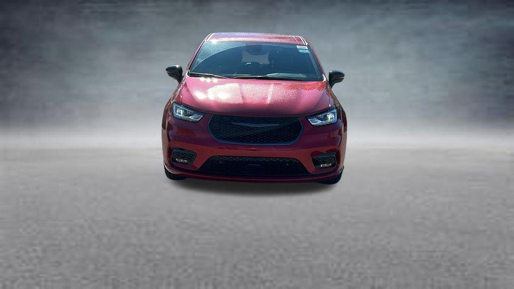 new 2026 Chrysler Pacifica car, priced at $37,856