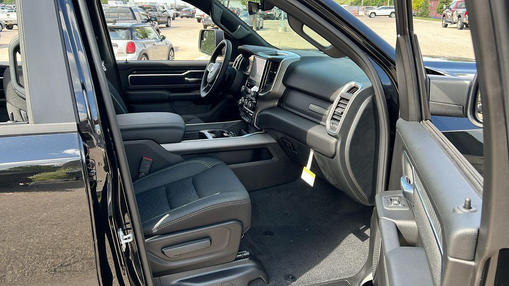 new 2025 Ram 1500 car, priced at $41,450