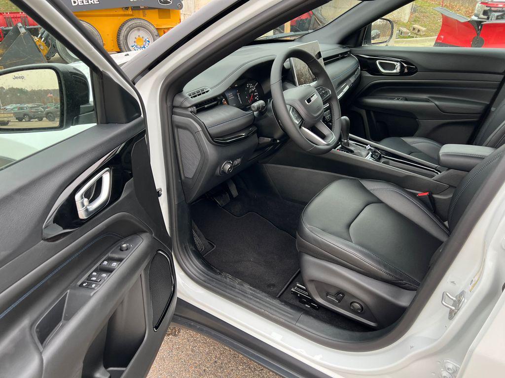 new 2026 Jeep Compass car, priced at $32,130