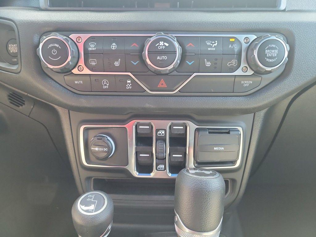 used 2025 Jeep Wrangler car, priced at $39,969