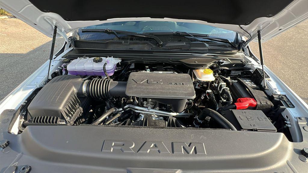 new 2025 Ram 1500 car, priced at $41,472
